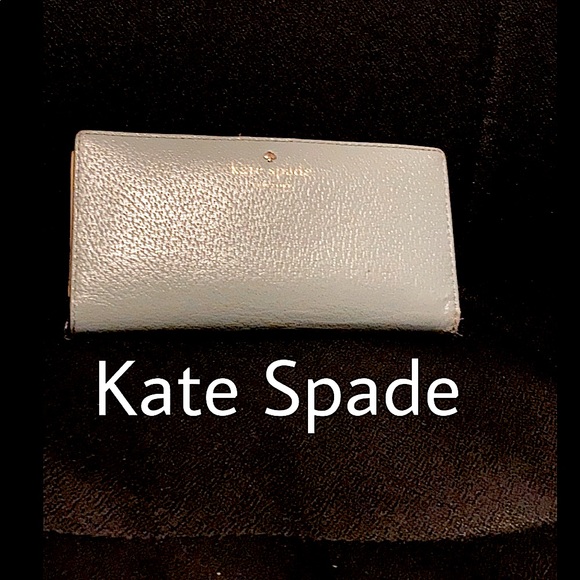 Kate Spade Wallet - Picture 2 of 10